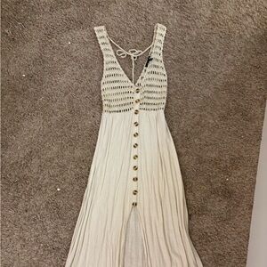 Forever 21 Cream Maxi Dress